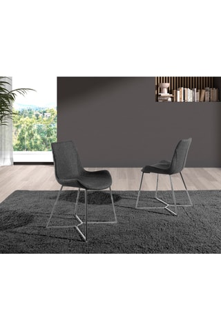 2 cadeiras - 54 x 82 x 58 cm