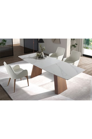 2 cadeiras em madeira - 57 x 88 x 64 cm