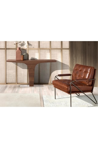 Cadeirão - Castanho -­ Em couro