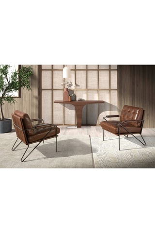 Cadeirão - Castanho -­ Em couro