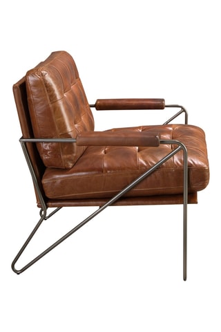 Cadeirão - Castanho -­ Em couro