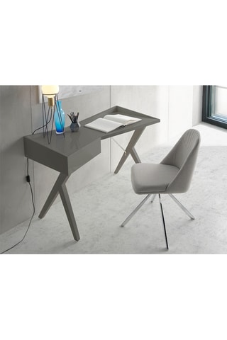 2 cadeiras giratórias - 82 x 56 x 47 cm