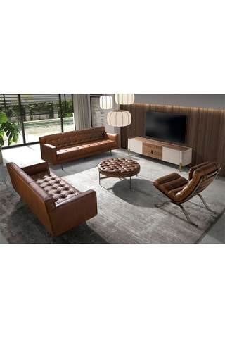 Sofá - Castanho -­ 3 lugares - Em couro