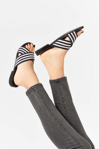 Nubuck Muiltjes  Marineblauw en Ecru