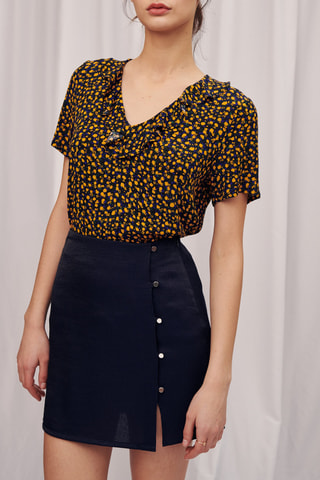 Top - 
Zwart en Mosterdgeel