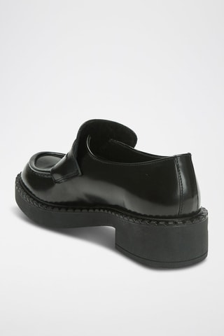 Mocassins com plataforma regular em couro - Preto