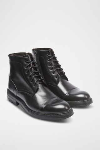 Botins em couro Toe Cap - Preto