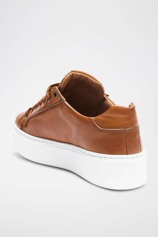 Sapatilhas em couro Regular - Castanho