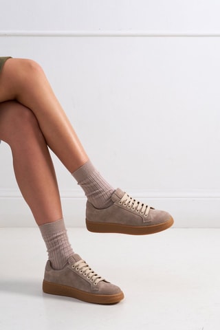 Sapatilhas em nobuck - Bege