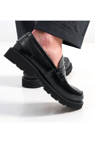 Mocassins de couro envernizado Penny - Preto