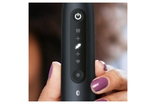 Spazzolino da denti elettrico connesso iO Serie 5 Duo