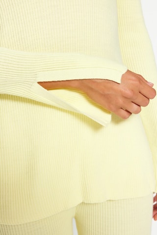 Tunica e pantaloni slim a vita alta - Giallo