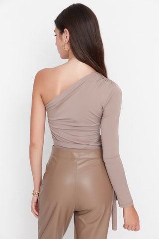 Asymmetrische Top Taupe