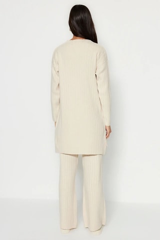 Maglia e pantaloni - Beige