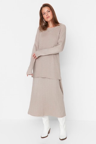 Maglia e gonna - Beige