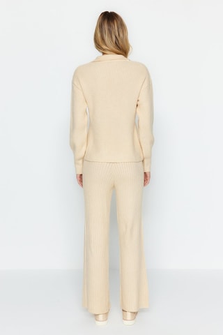 Maglia e pantaloni - Beige