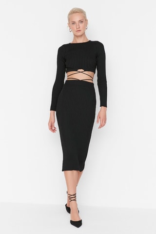 Maglia e gonna - Nero