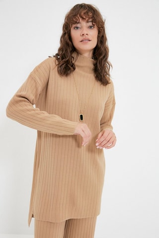 Maglia e pantaloni - Beige