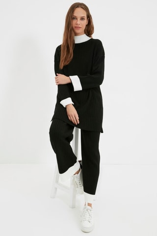 Maglia e pantaloni - Nero