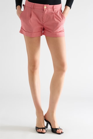 Short. Roze
