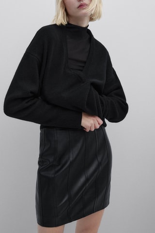 Mini-jupe en cuir de mouton avec coutures taille haute - Studio - Noir