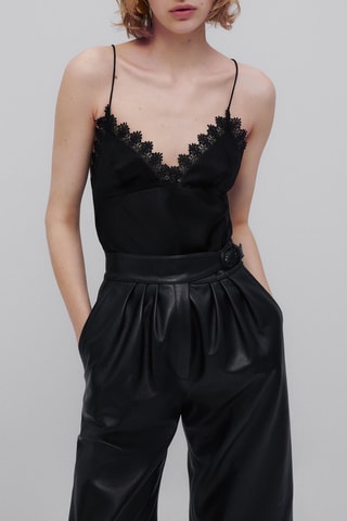 Top nuisette en guipure et soie - Studio - Noir