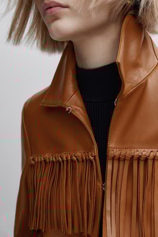 Veste en cuir d’agneau à franges - Studio - Camel