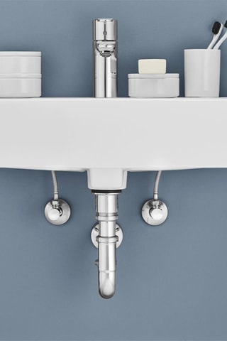 Grifo de parada en escuadra 1/2''