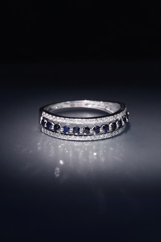 Ring Cantate - Witgoud, Diamanten en Saffier