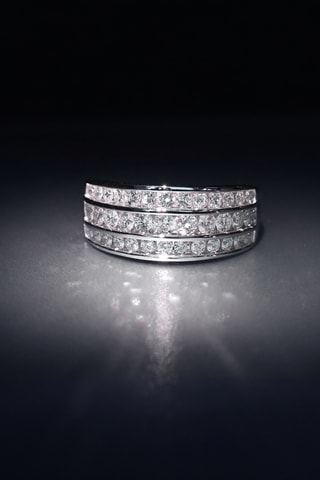 Ring Omeïma - Witgoud en Diamanten