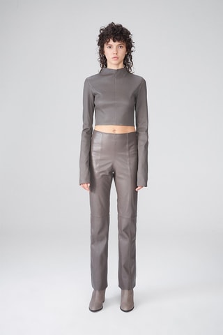 Calças direitas em couro de cordeiro Bege