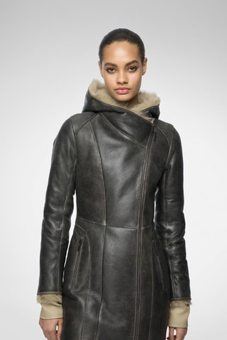 Sobretudo com capuz em pele de borrego - Bege e preto