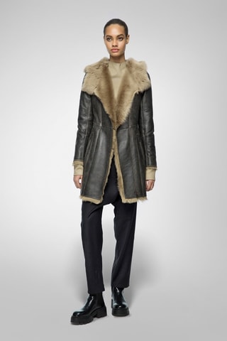 Sobretudo com capuz em pele de borrego - Bege e preto