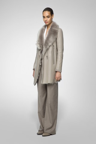 Sobretudo com capuz em pele de borrego - Cinzento-pérola