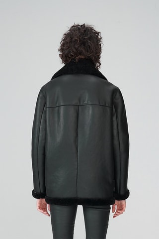 Sobretudo em couro de carneiro Preto