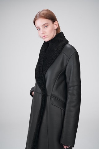 Sobretudo em couro de carneiro - Preto