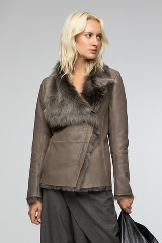 Casaco de pelo de carneiro - Nude