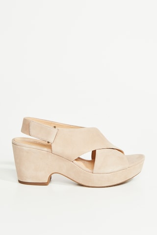 Sandalias de nobuk de tacón Maritsa Lara - Beige