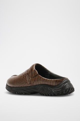 Zuecos de piel con plataforma Cur - Marrón