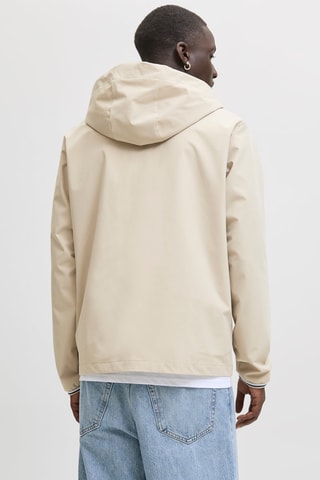 Jasje met Capuchon - Ecru