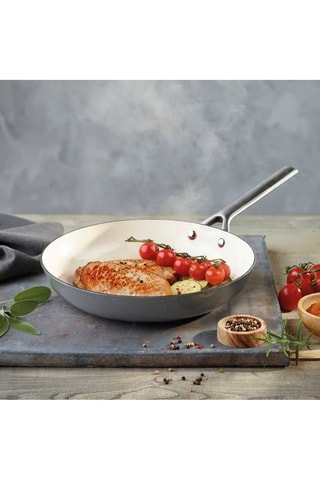 Padella in ghisa smaltata - 
28 cm