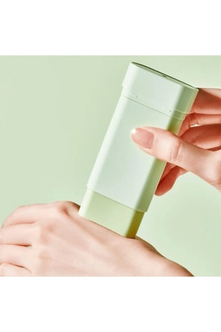 Stick solaire rafraîchissant Cica SPF50+ PA++++ - 18 g