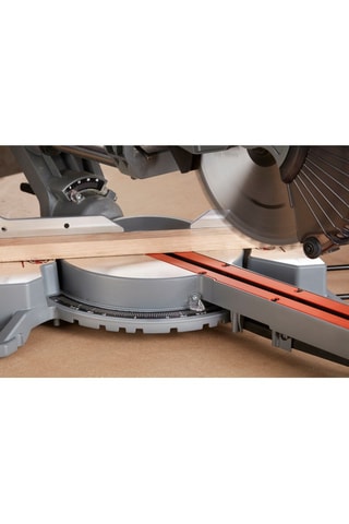 Scie à onglets - 2100 W