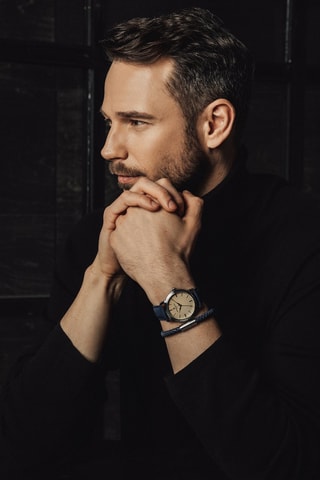 Montre à quartz en cuir - Bleu foncé et argenté