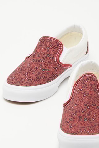 Slip-on UA Classic Blanc et rouge
