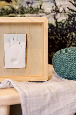 Estuche para huellas con marco de madera de pino - 16,4 x 16,4 x 7 cm - Natural - Desde recién nacido
