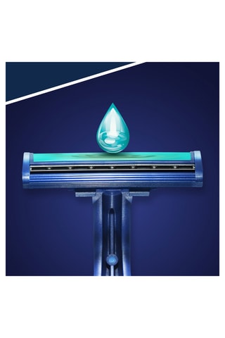 10 rasoirs jetables Gillette Blue II Plus