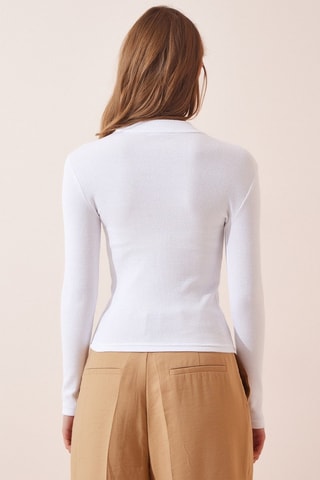 2 pulls - Blanc et beige