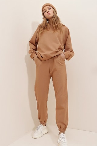 Sweat regular et pantalon de survêtement - Beige