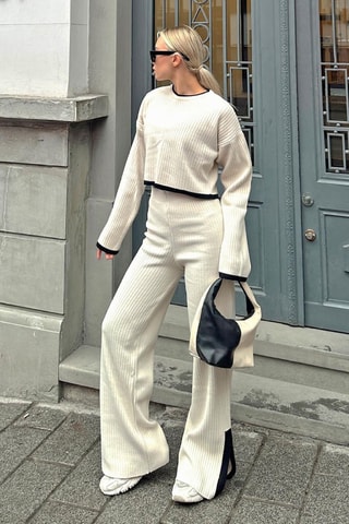 Pull court et pantalon taille haute - Beige